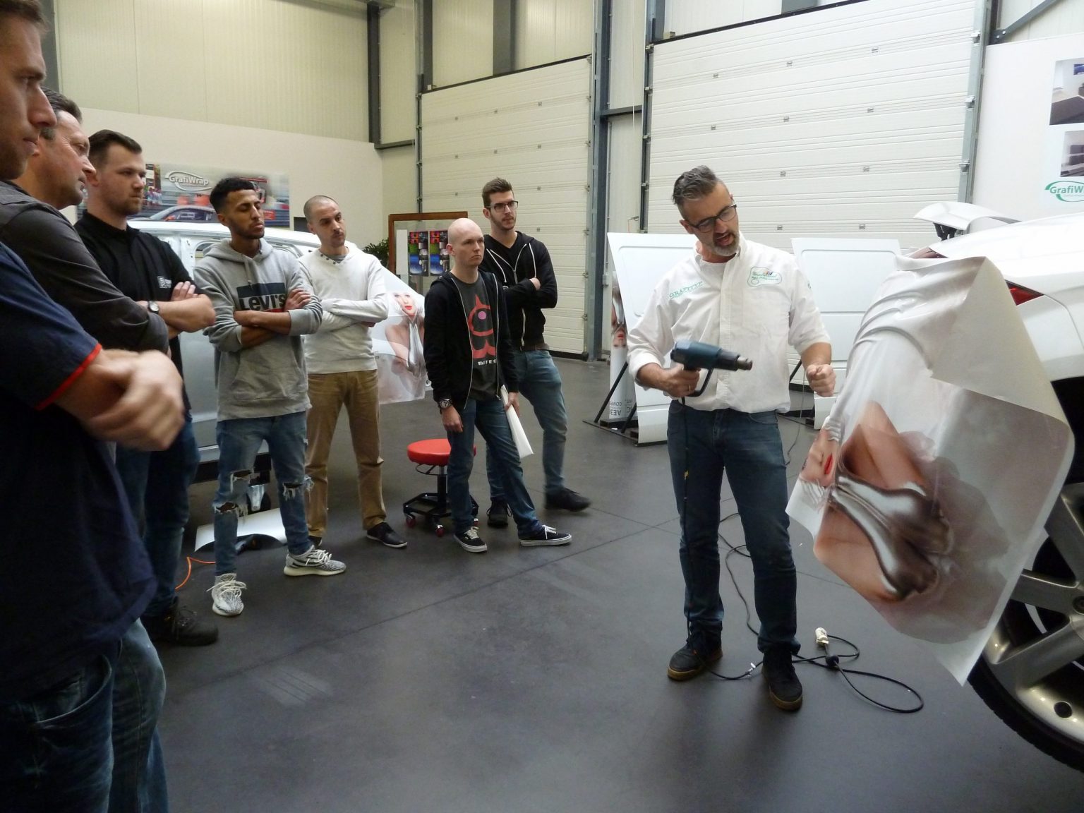 Car wrapping tips from wrap specialist Rudi Grafityp